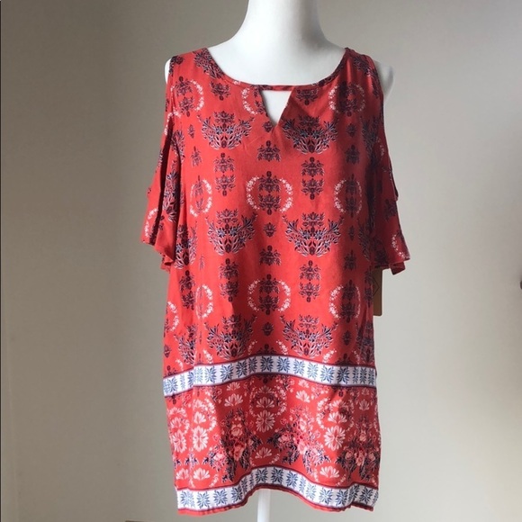 NWT St. John’s Bay Cold Shoulder Top‎ - Picture 1 of 8